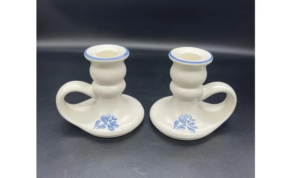 Vintage Pfaltzgraff Yorktowne Pair of Candle Stick Holders 3.75”
